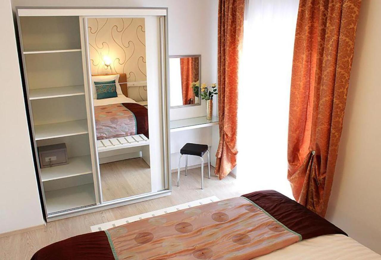 Apartment Grand Pinea *