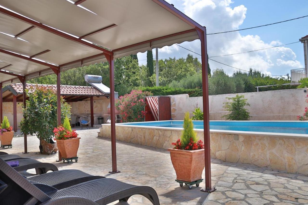 Apartment Grand Pinea Cilipi